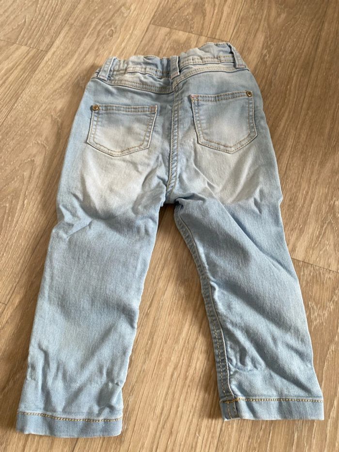 Jean bleu clair délavé - photo numéro 6