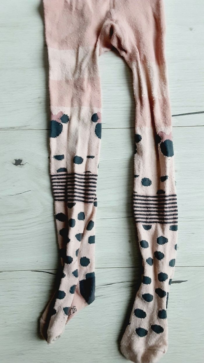 Vêtement fille collants rose Disney Minnie pointure 23 - 26 - photo numéro 2