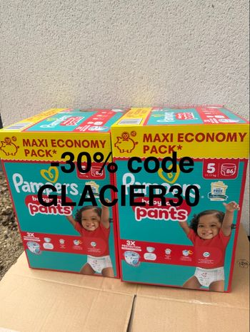 Lot de couches Pampers baby dry pants taille 5