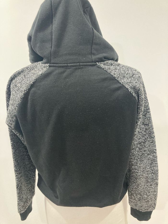 Sweat-shirt noir - photo numéro 2