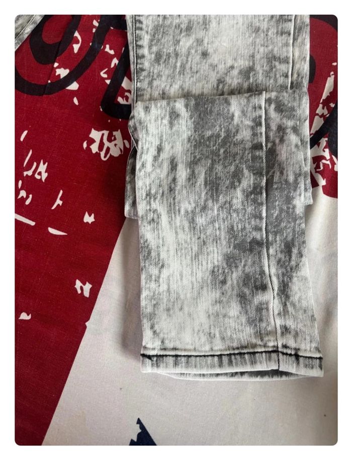 Jeans Dr Denim gris foncés délavé nuancé gris clairs taille 34 - photo numéro 11