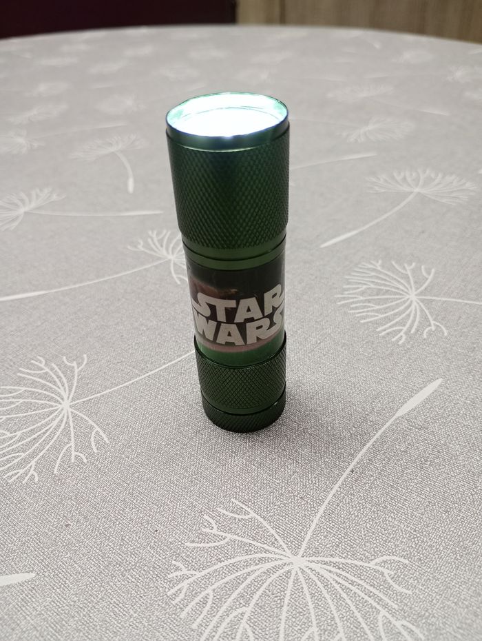 Lampe de poche Yoda - photo numéro 4