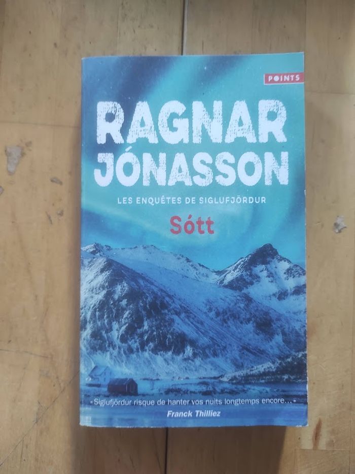Sott Les enquêtes de Siglufjordur Ragnar Jonasson Points 2020 - photo numéro 1