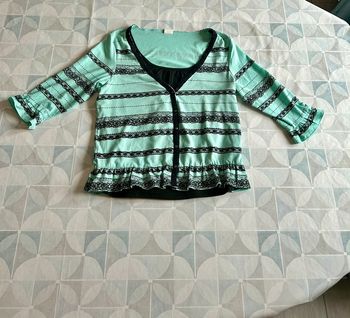T shirt femme 2XL / 44 - en très bon état