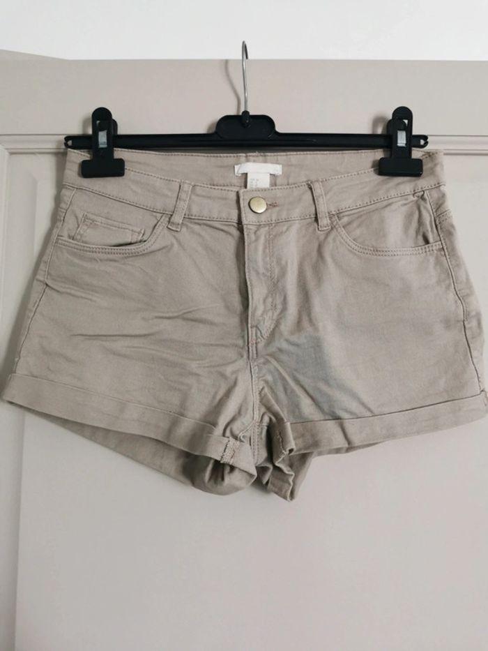 Short en jean beige