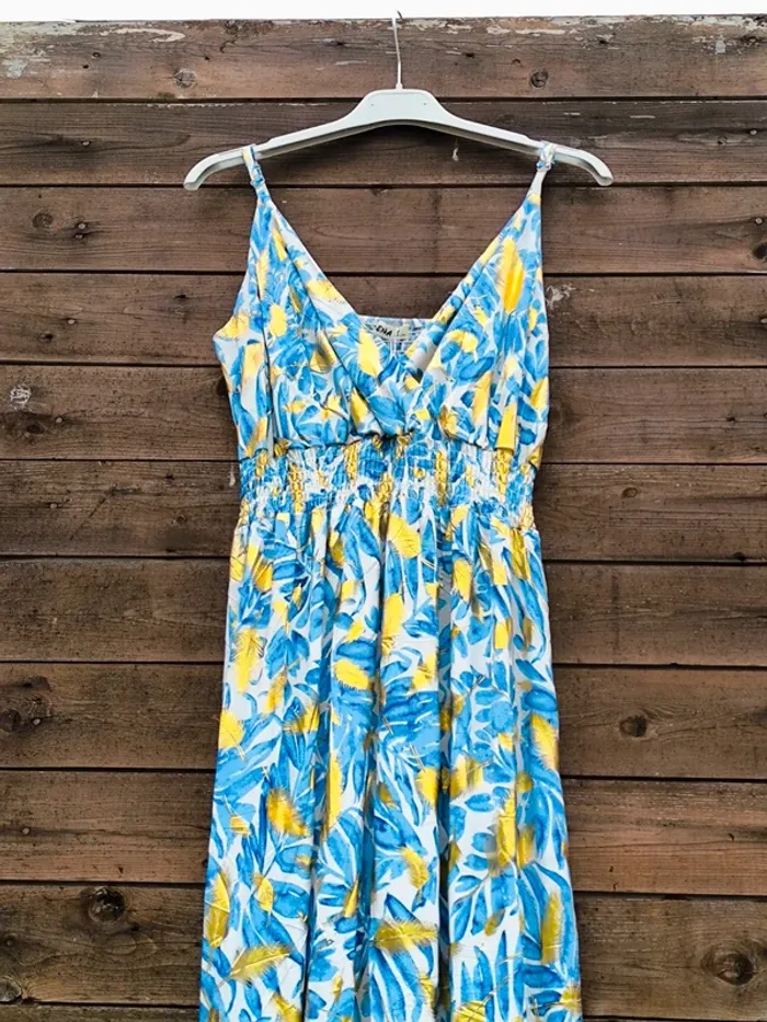 Robe longue imprimée bleue et feuilles dorées été taille 40/42 - photo numéro 2