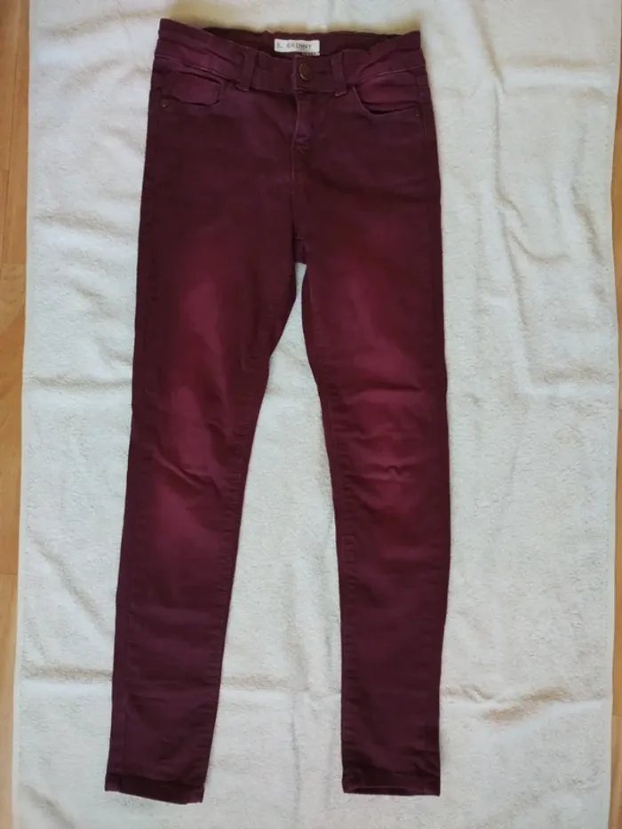 🎈Pantalon fille kiabi skinny 9 ans bordeaux 🎈 - photo numéro 2