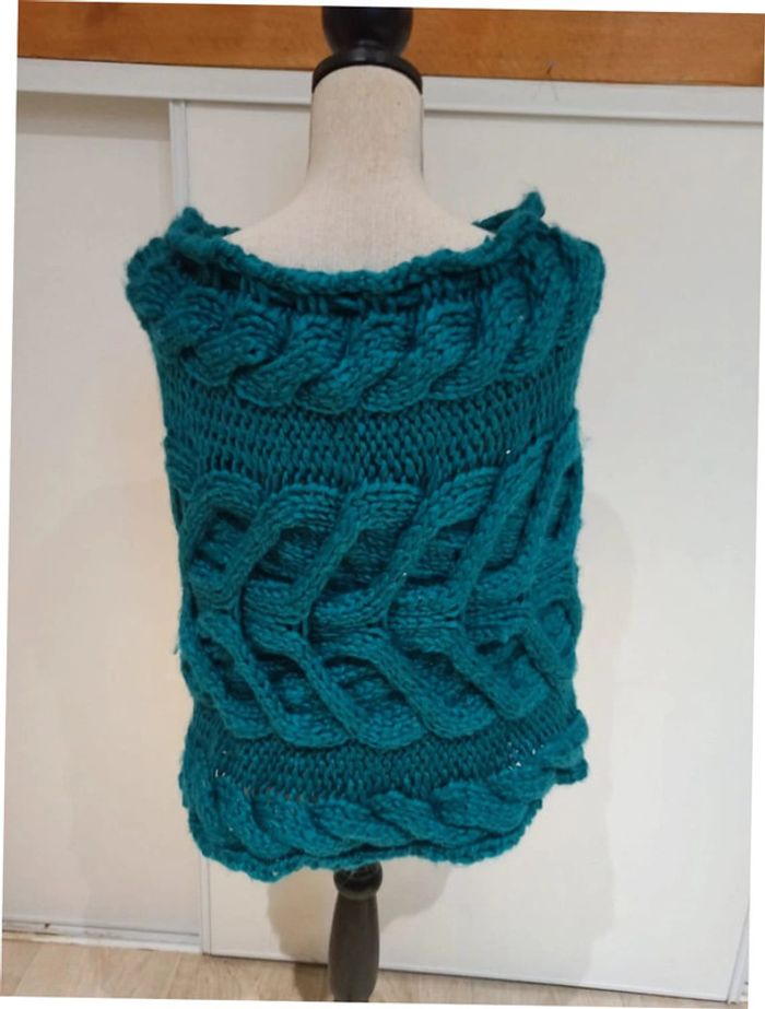Poncho taille unique fait main - photo numéro 3