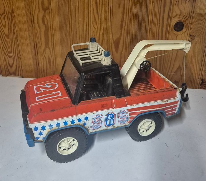 Jouet ancien en métal camion dépanneuse à friction joustra vintage