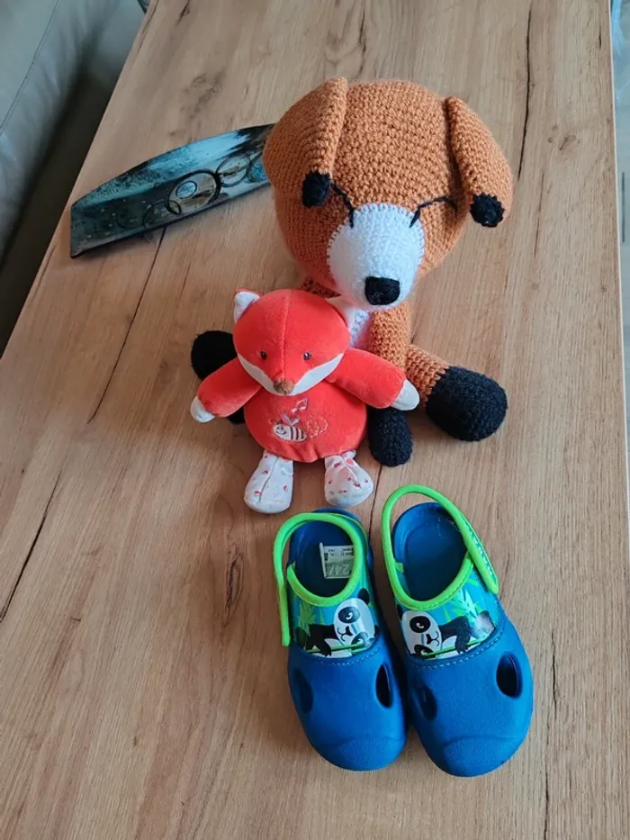 Chaussures d'eau neuves garçon décathlon 24-25 - photo numéro 3