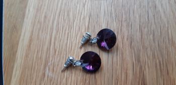 Boucles oreilles violettes