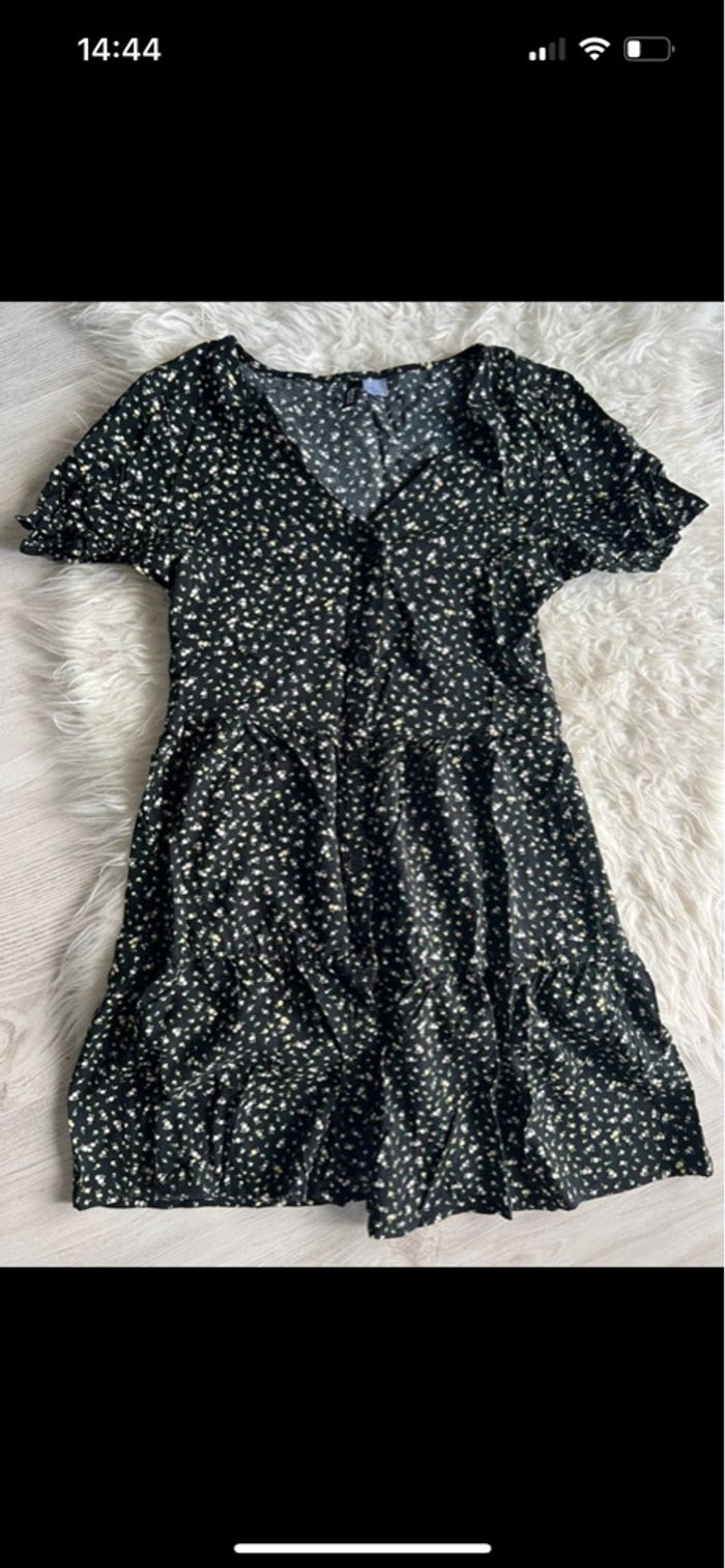 Robe courte - photo numéro 2