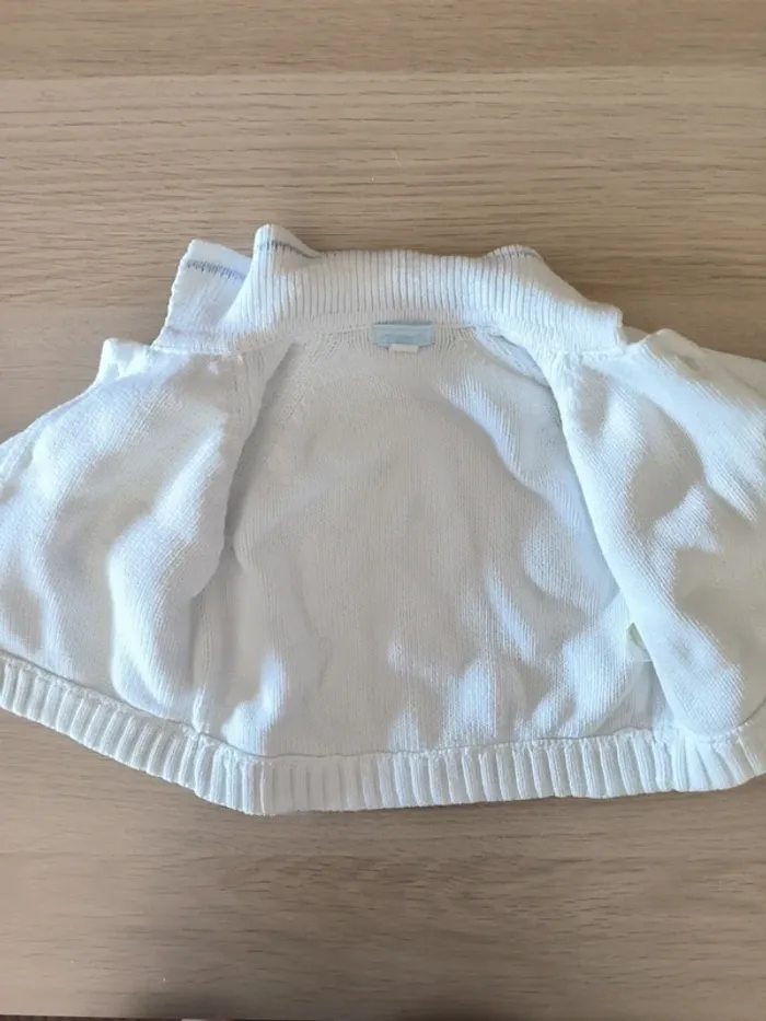 Gilet blanc 3 mois - photo numéro 6