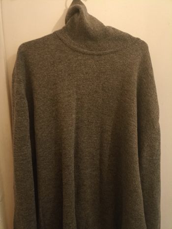 Pull gris