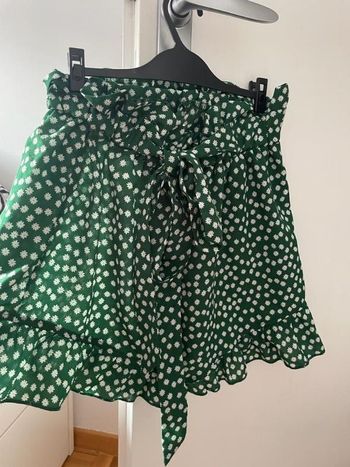 Short à volant