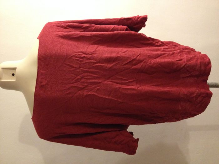 Pull ample rouge manches 3/4  look féminin - photo numéro 2