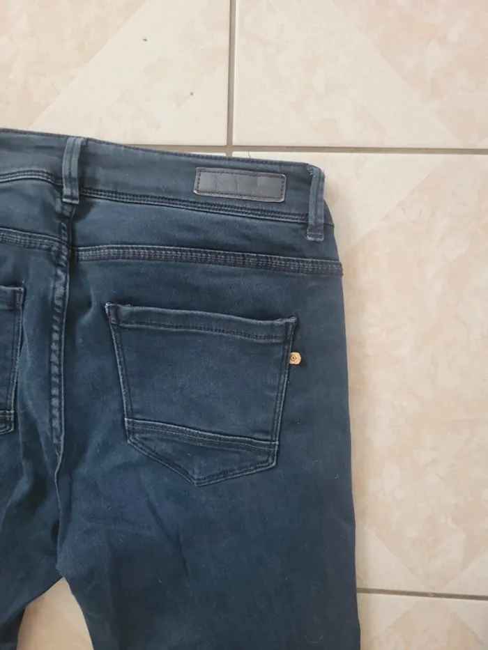 Joli jean taille 38 skinny fit - photo numéro 4