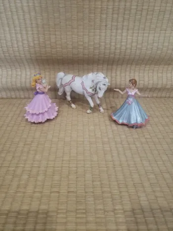 Ensemble Papo/Schleich princesse