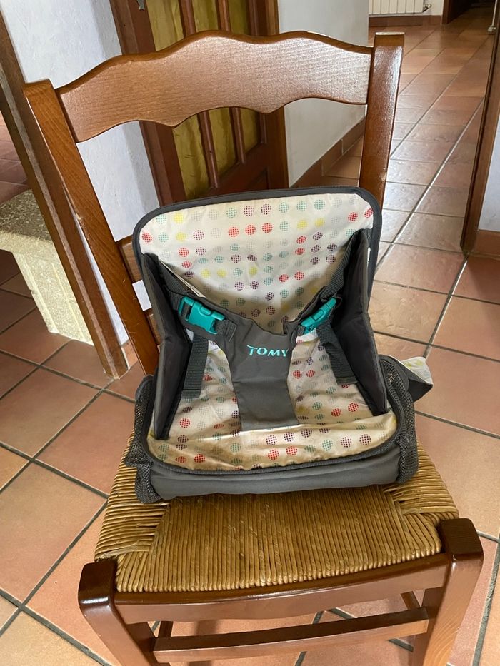 Rehausseur  de chaise nomade Tomy - photo numéro 3