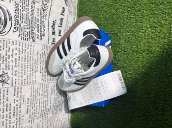 Adidas | Size 39 | Hit