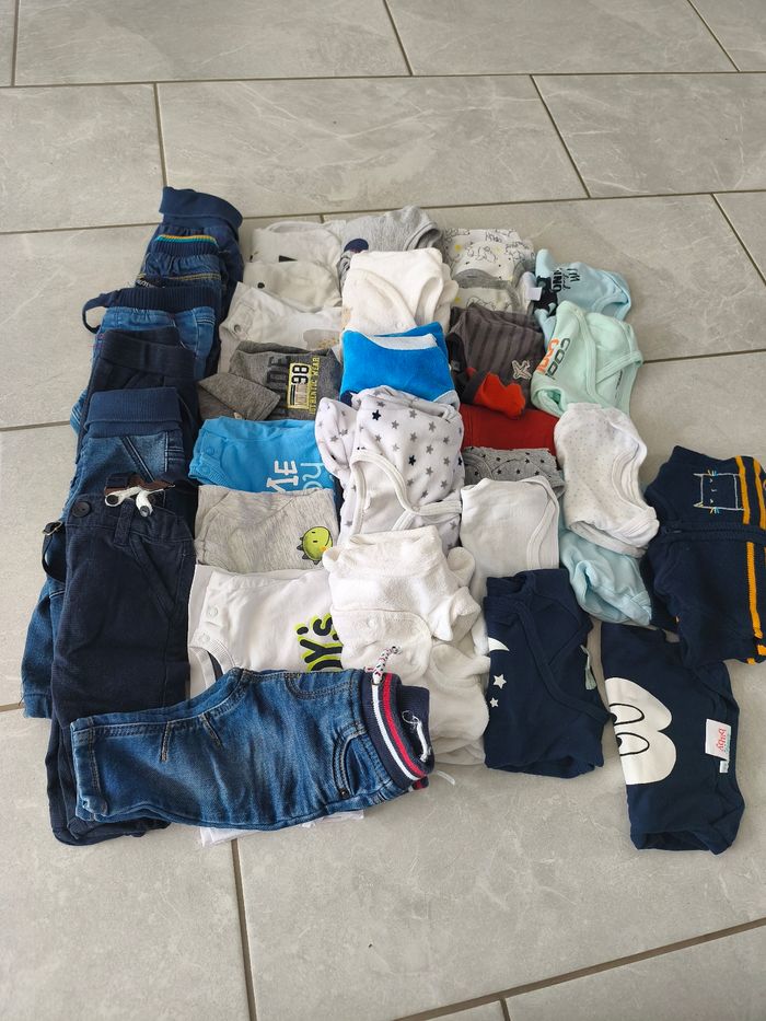 Lot vêtements garçon 3 mois (30 pièces)