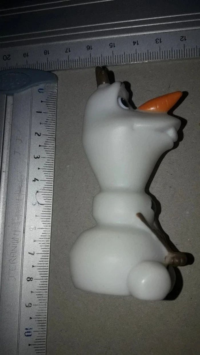 Reine des Neiges figurine
