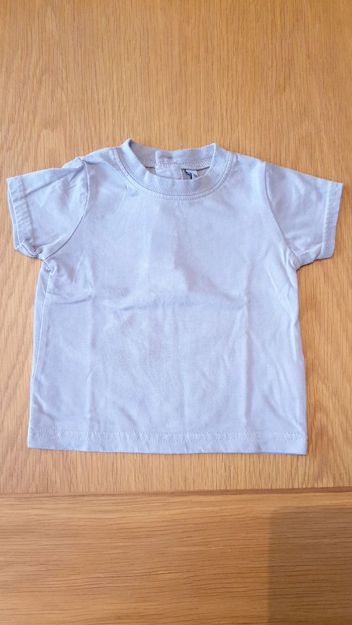 Lot 2 t-shirt. - photo numéro 2