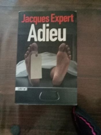Livre thriller jacques expert