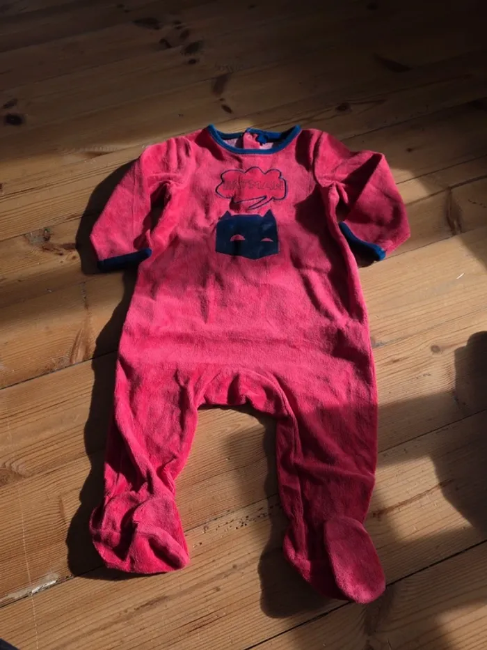 Lot de 5 vêtements 12 mois. - photo numéro 2