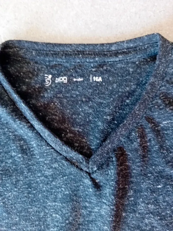 T-shirt gris anthracite taille 16 ans - photo numéro 3