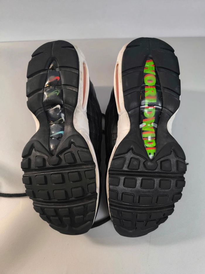Baskets Nike air max 95 Worldwide black noir pointure 38.5 bon état - photo numéro 8