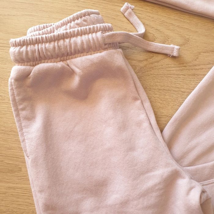 🩷 Ensemble haut à capuche et bas de jogging 5/6 ans #emyfleury_6ansfille - photo numéro 2