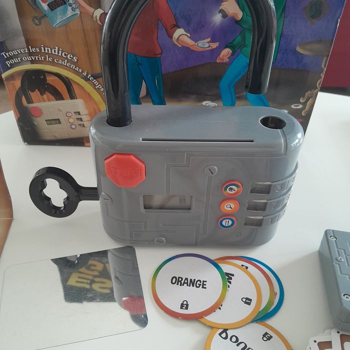 Escape game cadenas électronique - photo numéro 2