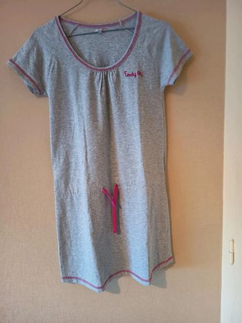 Robe courte. Marque Tady fit (D32)