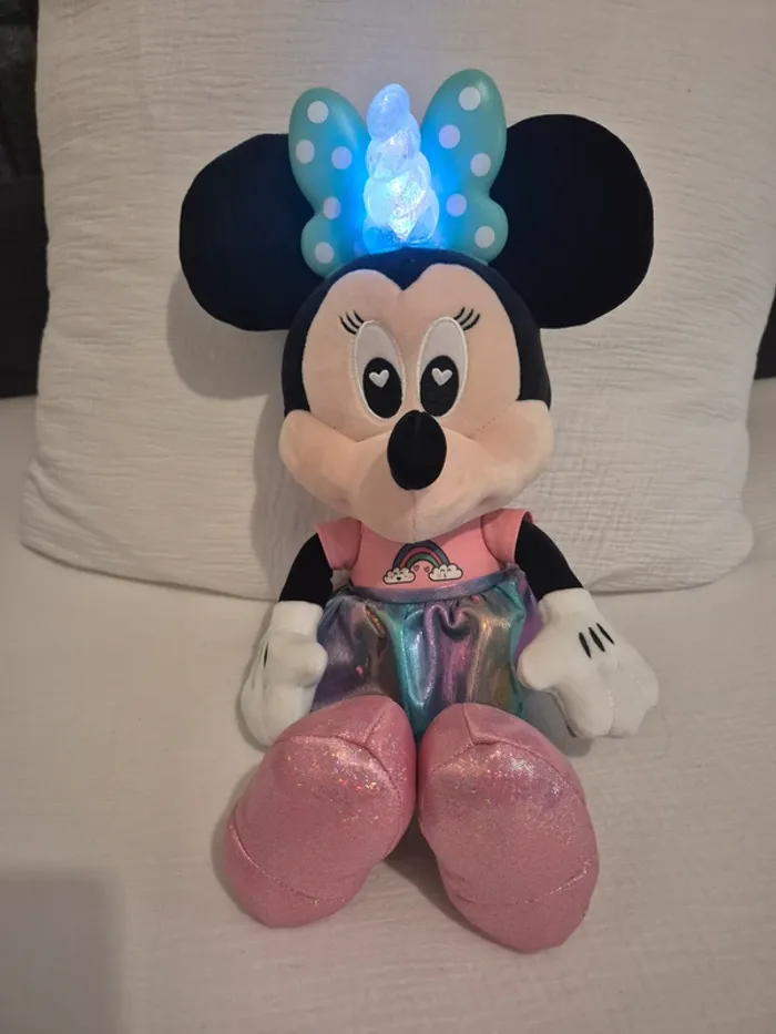 Minnie XXL avec corne lumineuse - photo numéro 3