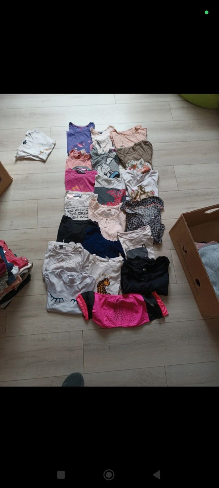 Gros lot de vêtements fille 8 ans - photo numéro 8