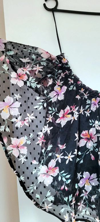 Joli Haut Croc Top fleuri et noir épaules dénudées Tally Weijl Taille S