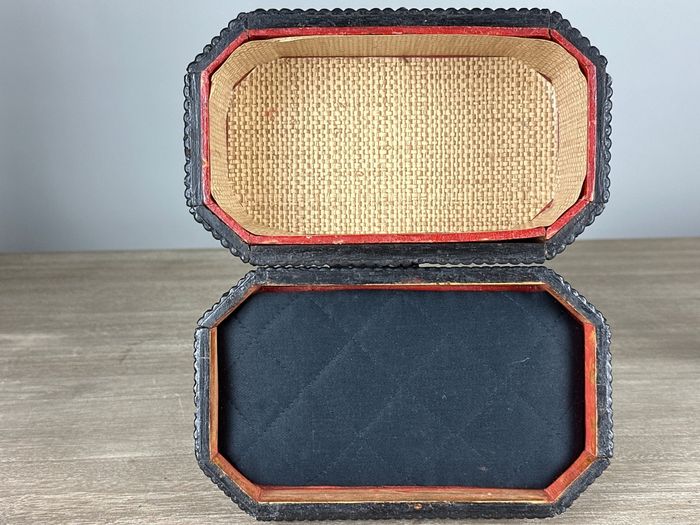 Ancien coffret - photo numéro 3