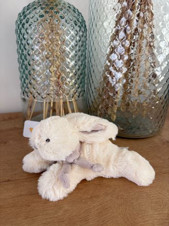 Peluche doudou lapin beige 15 cm