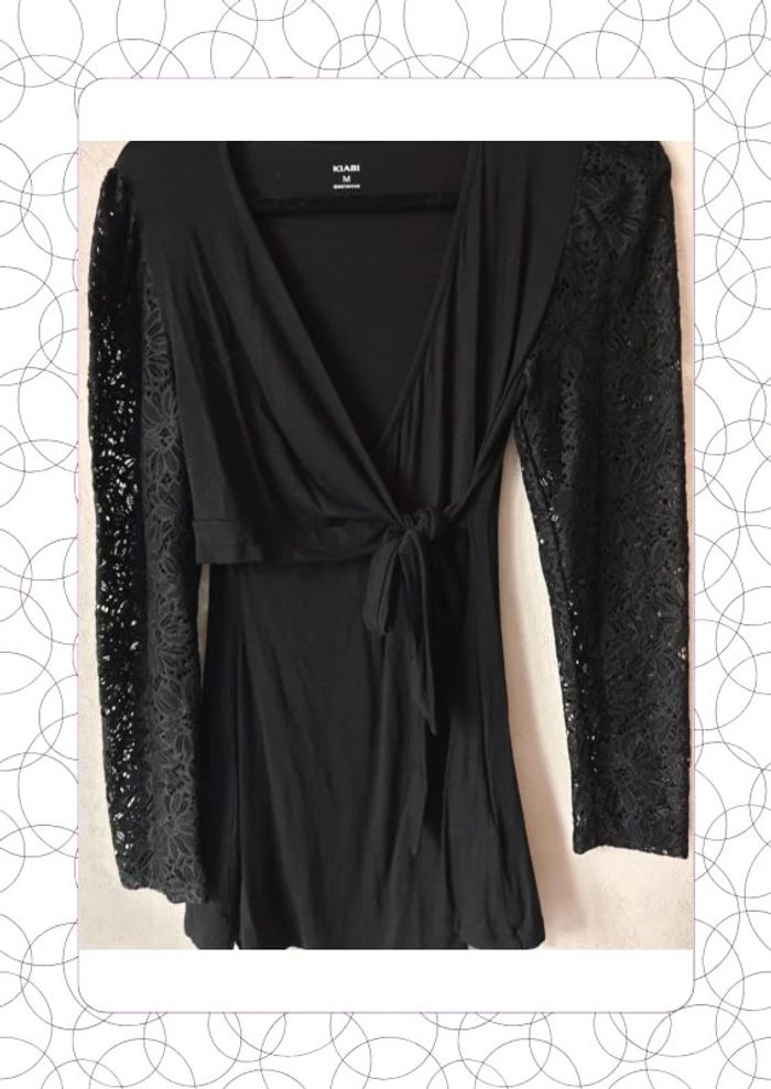 Haut avec manche en dentelle - photo numéro 3