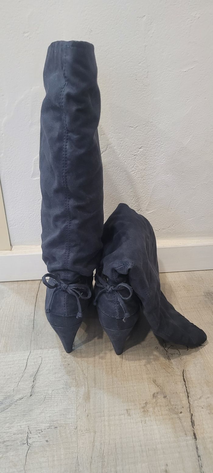 Bottes T 37 Daim neuves - photo numéro 3