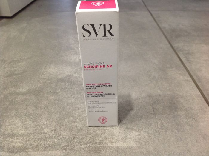 SVR "Sensifine AR" crème riche visage - photo numéro 2