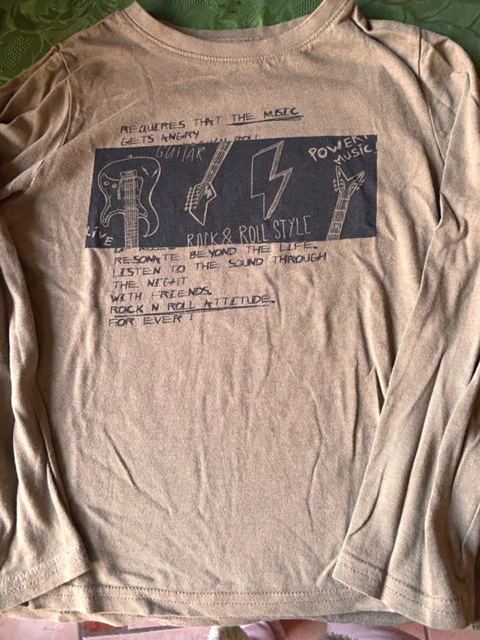 T-shirt kaki manches longues 8 ans - photo numéro 2