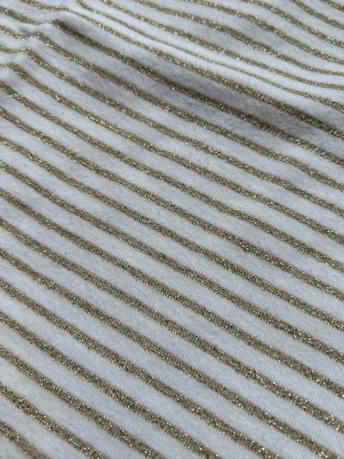 Joli t-shirt Marinière dorée Petit Bateau 6 mois - photo numéro 2