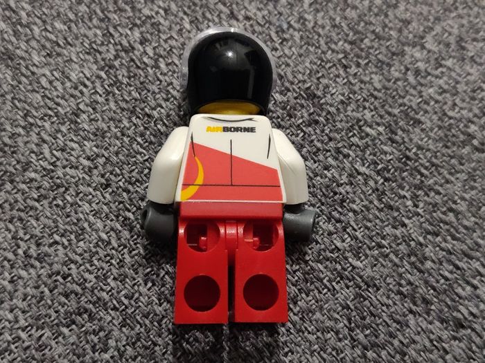 Minifig Lego pilote Air borne - Très bon état - Vrai Lego - photo numéro 5
