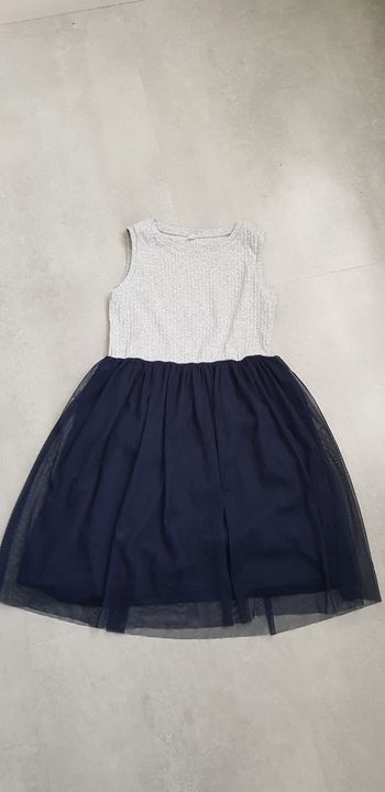 Robe uniqlo 9/10 ans