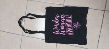 Sac Wonder woman épanouie