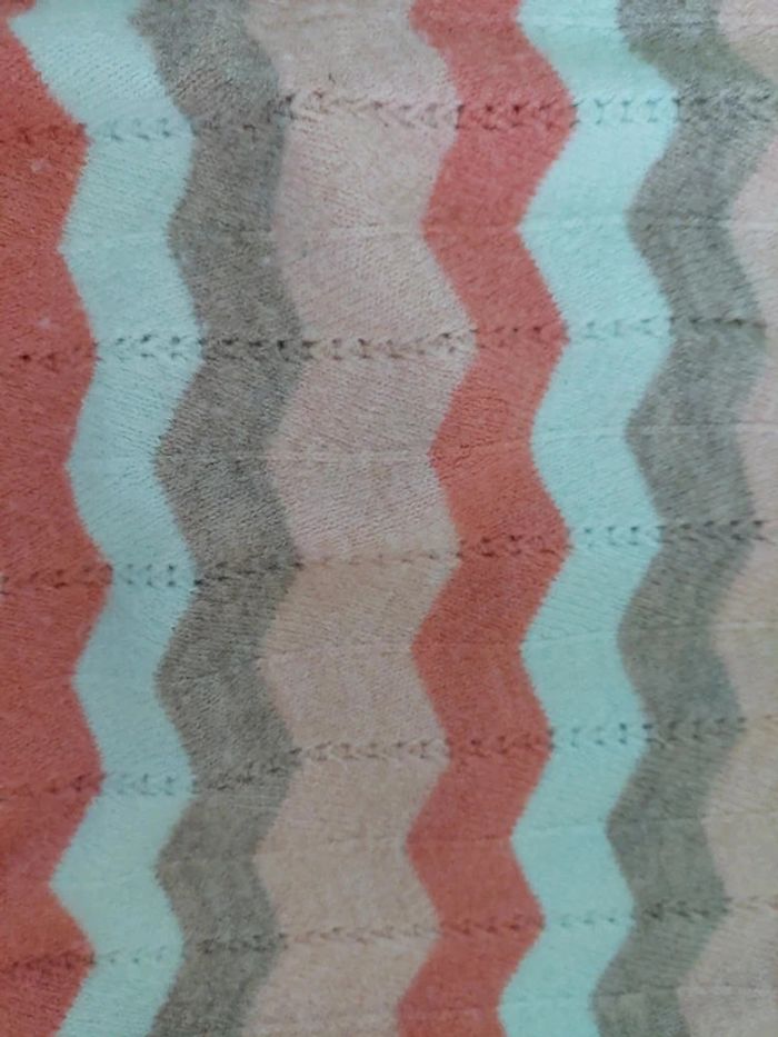 Pull cache cache M - photo numéro 2