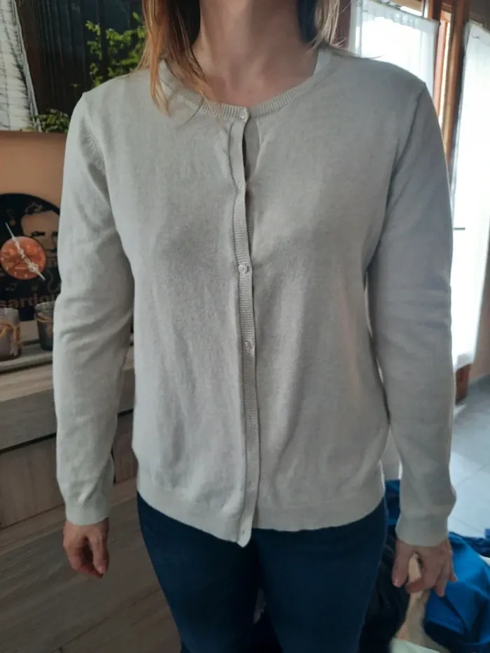 Gilet beige - photo numéro 2