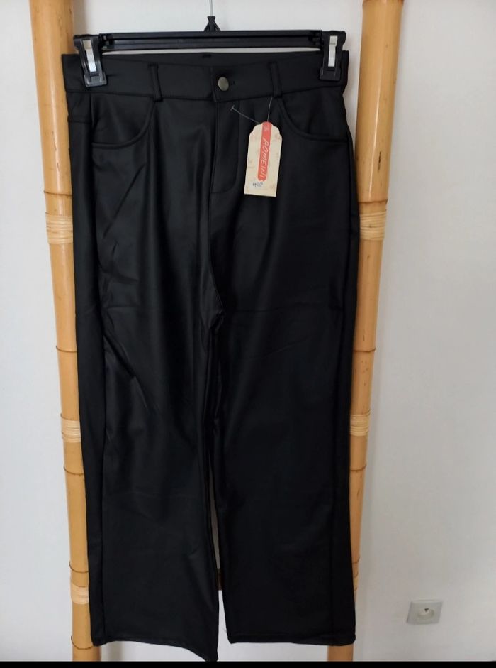 Pantalon simili cuir
